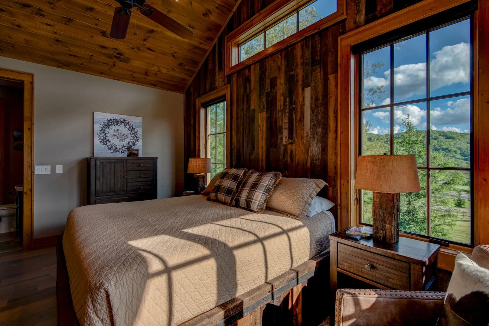 Banner View - Image 22