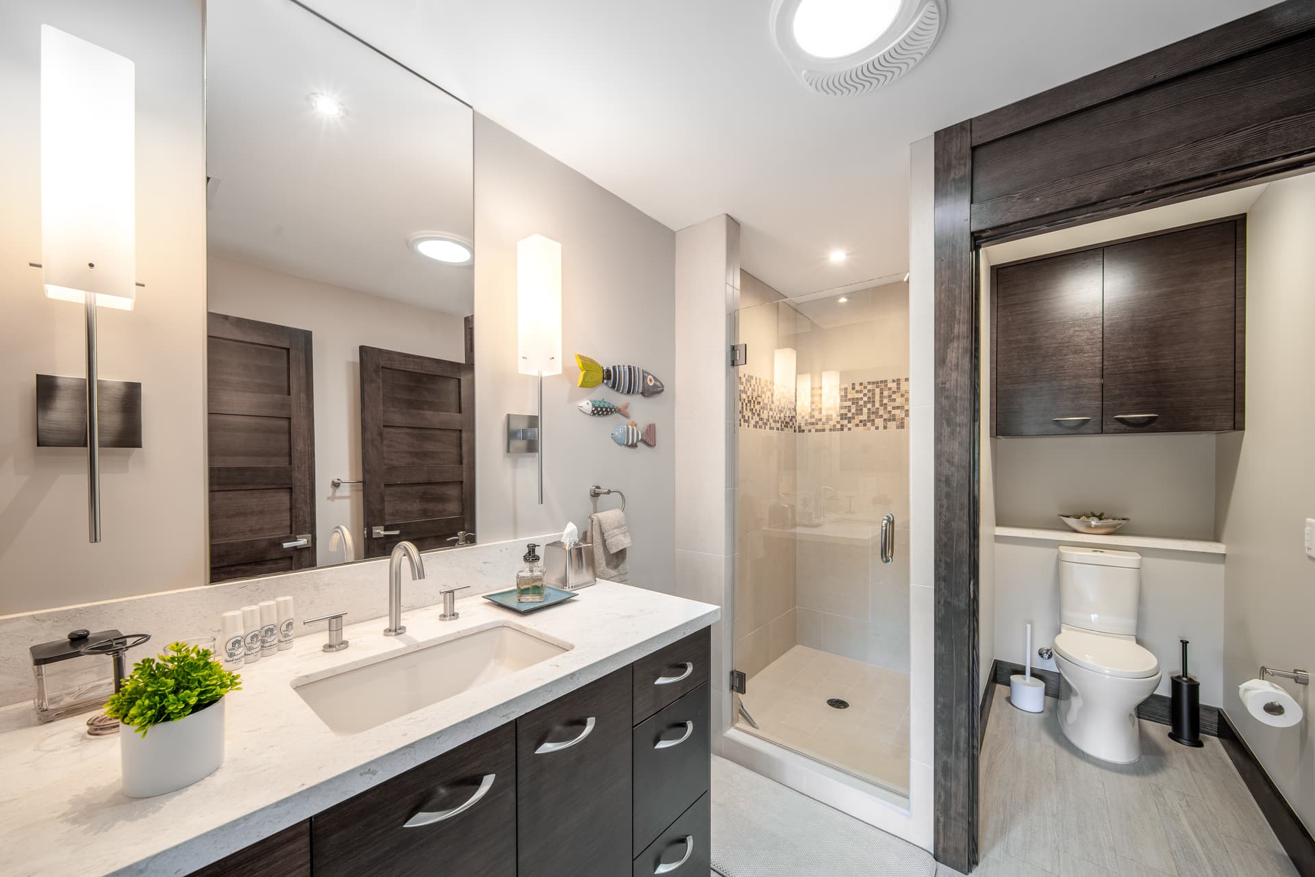 Kona Seaside Yacht Villa - Image 24