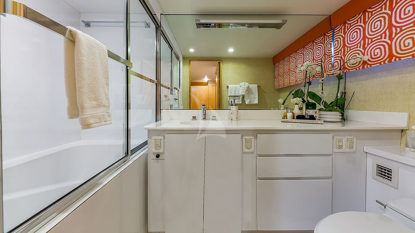 Alexandra Jane Yacht - Image 25