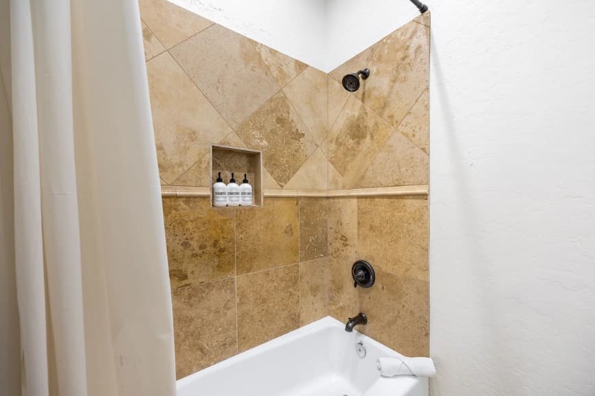 Arcadia House - Image 13