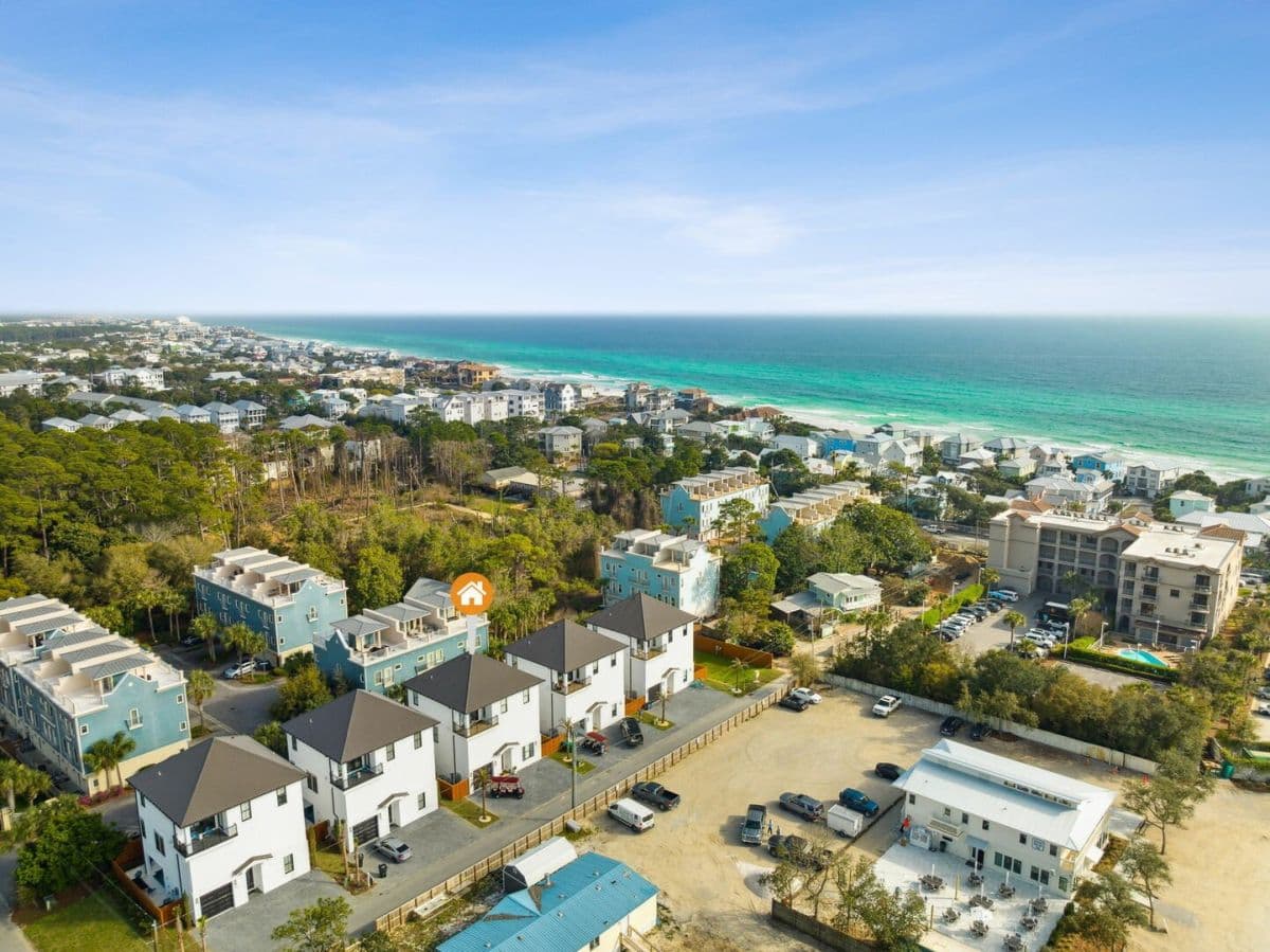 Summer Lane - Image 62