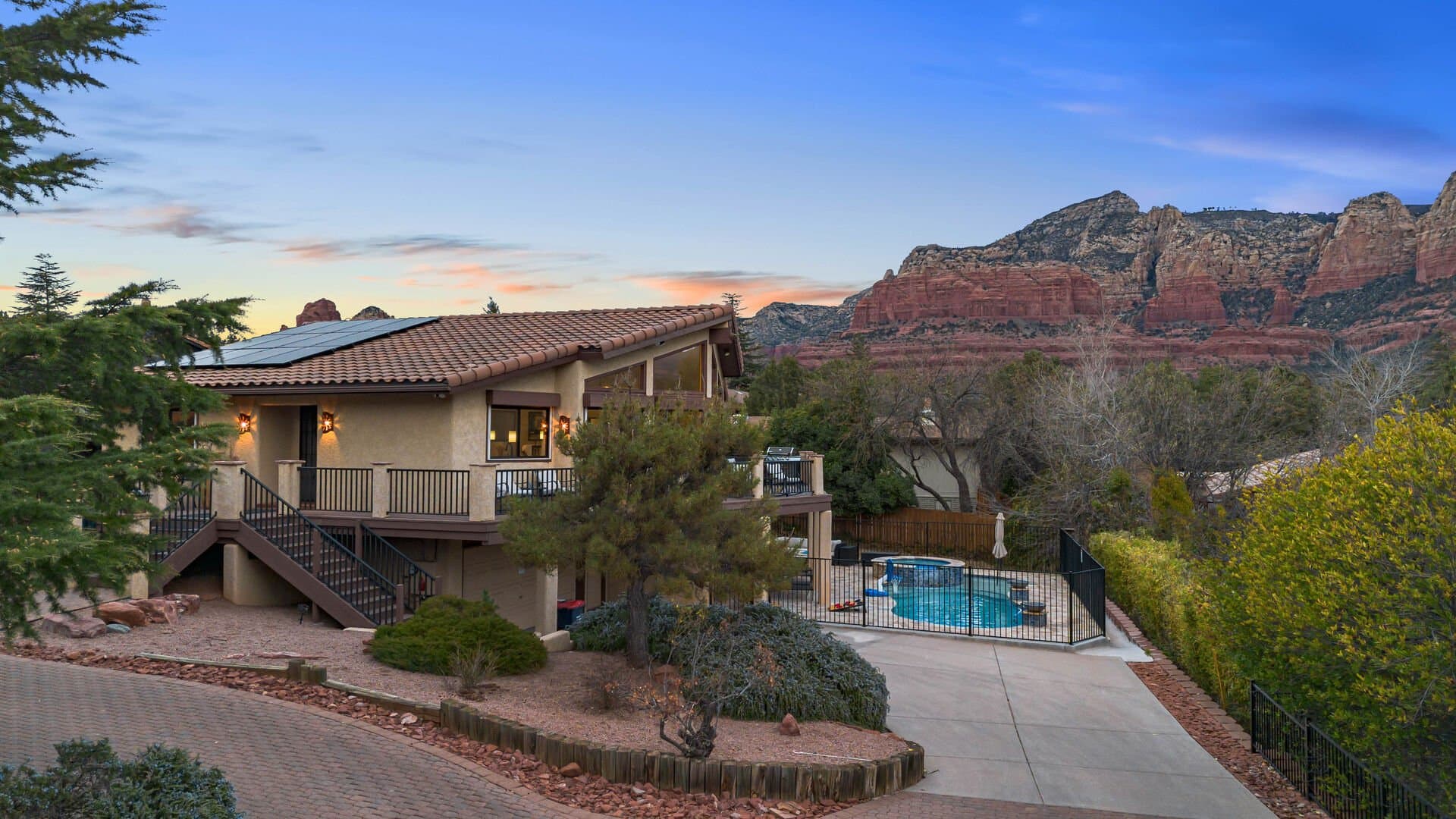 Red Rock Radiance - Image 61