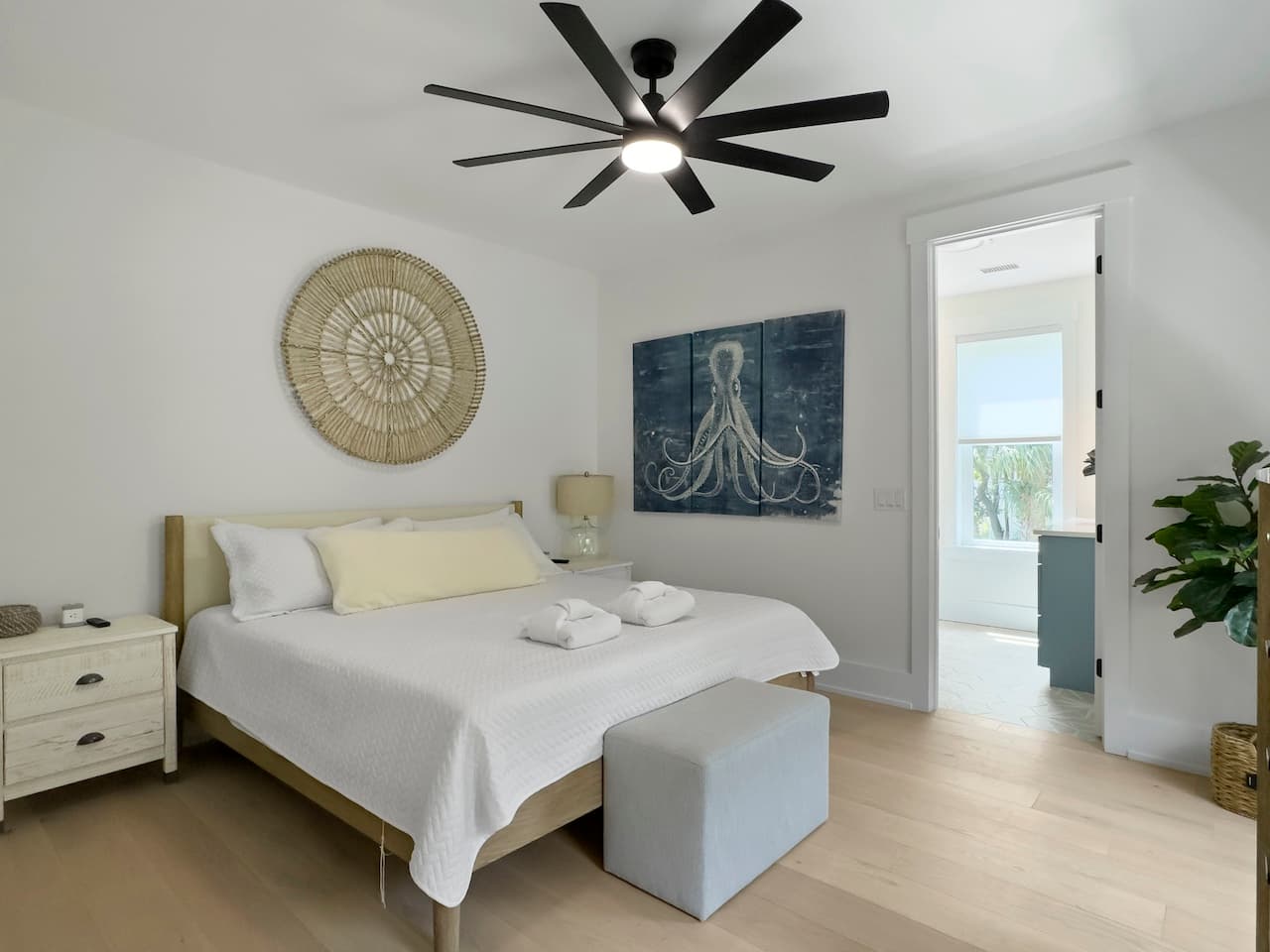 Amalfi Palms Getaway - Image 47