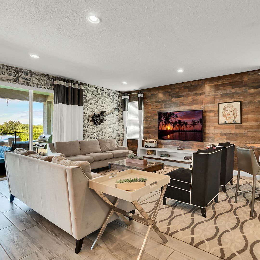 Adventurer Estate - Image 1