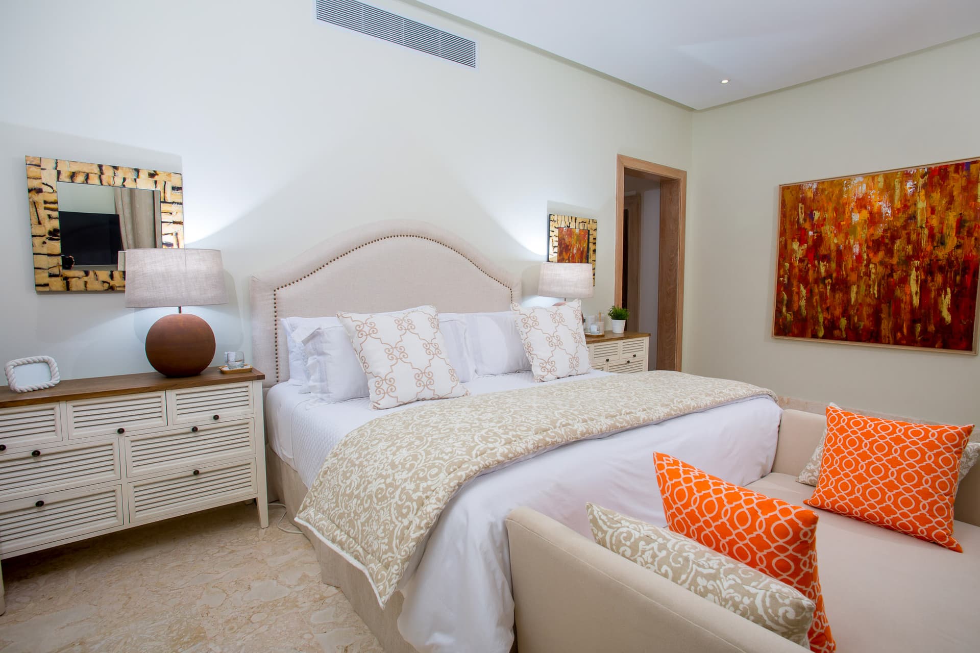 Hacienda B6 - Image 10