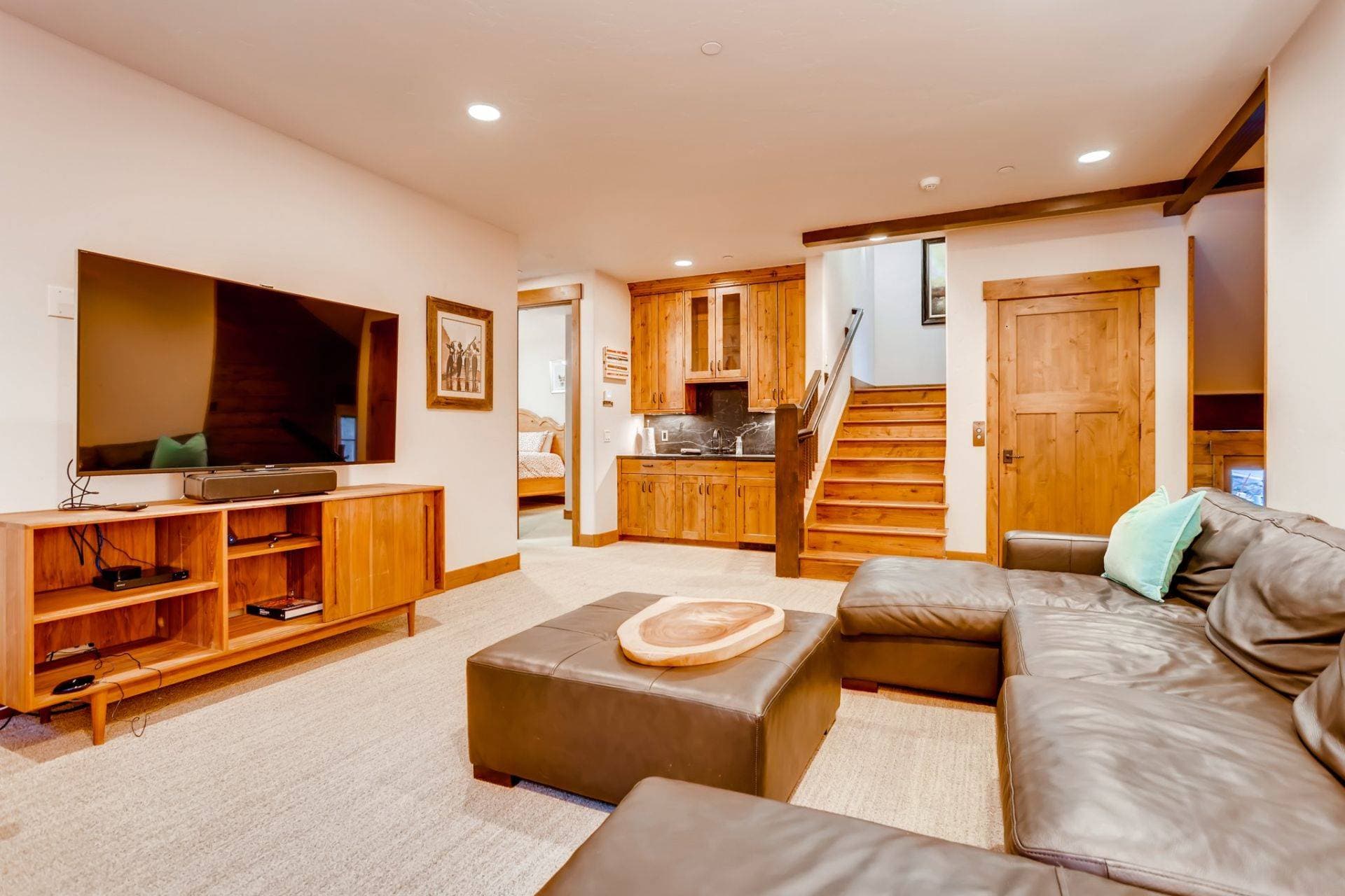 Snowy Pines House - Image 12