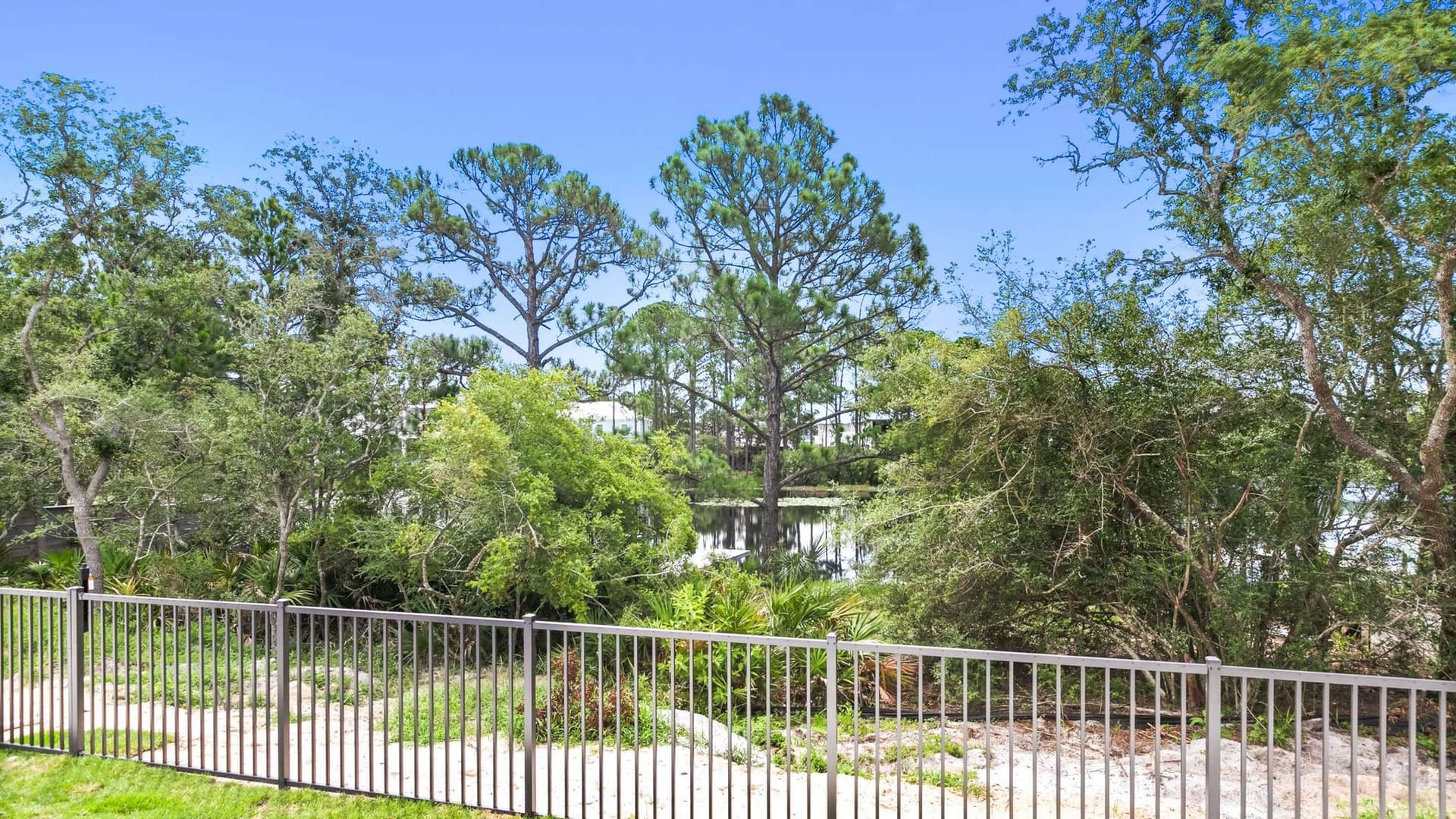 Lakeview Gulf Retreat - Image 117