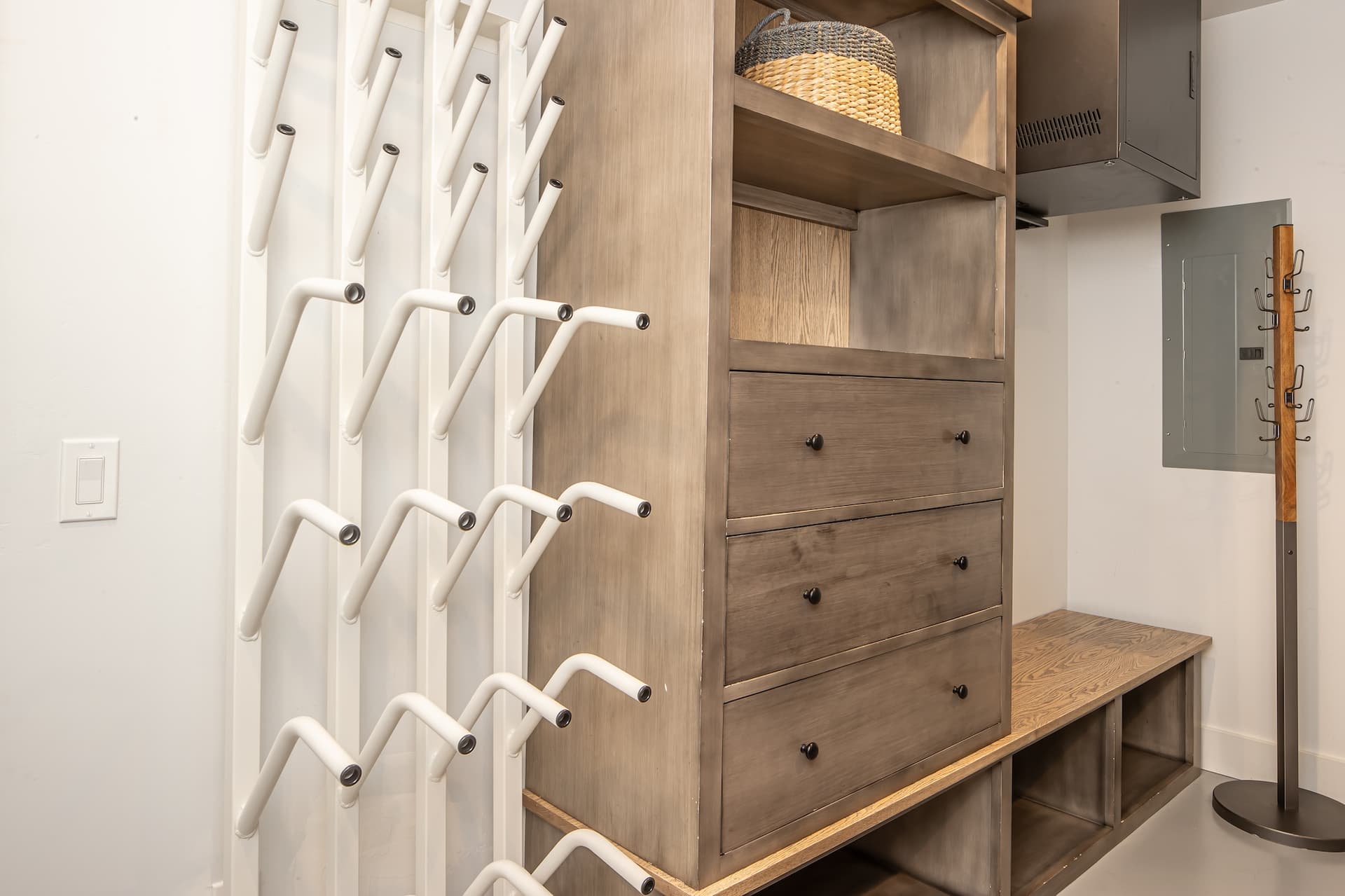 Lake Cabin #20 - Image 30