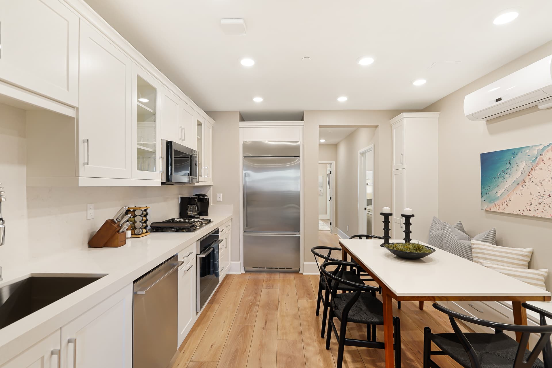 Bayside Cove Getaway - Image 3