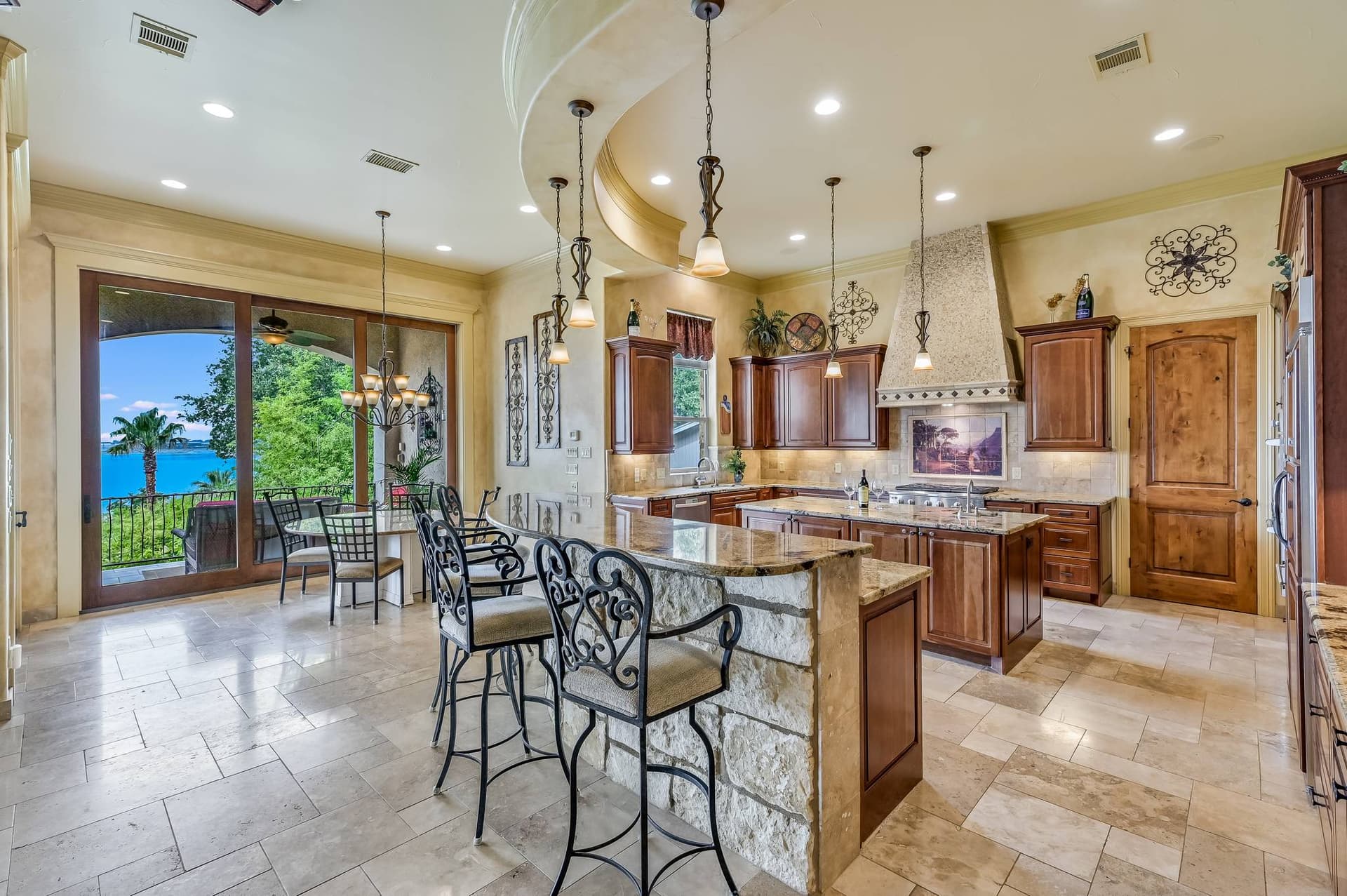 Palms on Lake Travis - Image 25