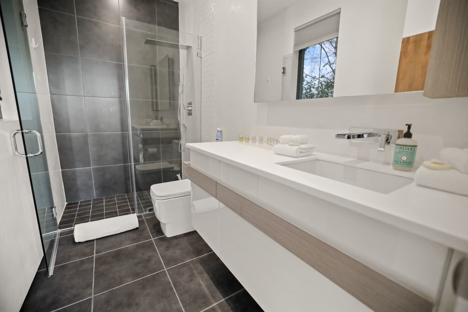 Crescent Heights - Image 24