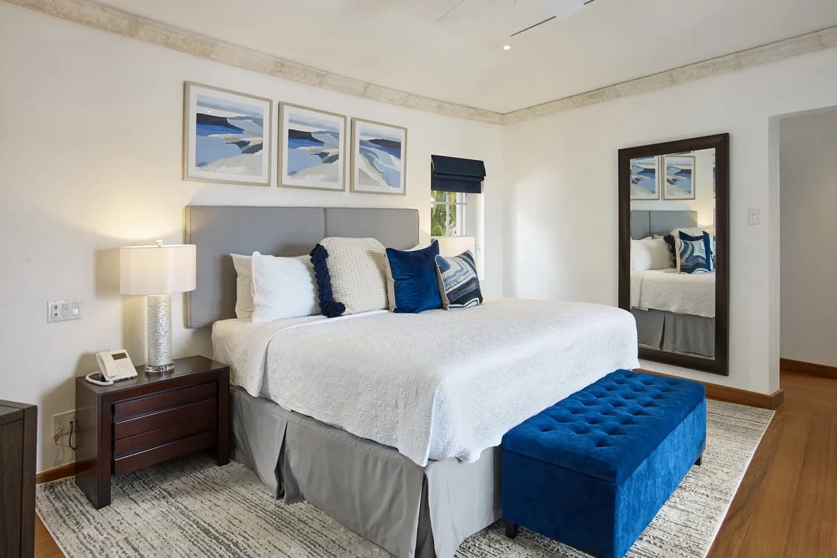 Sea Breeze Manor - Image 17