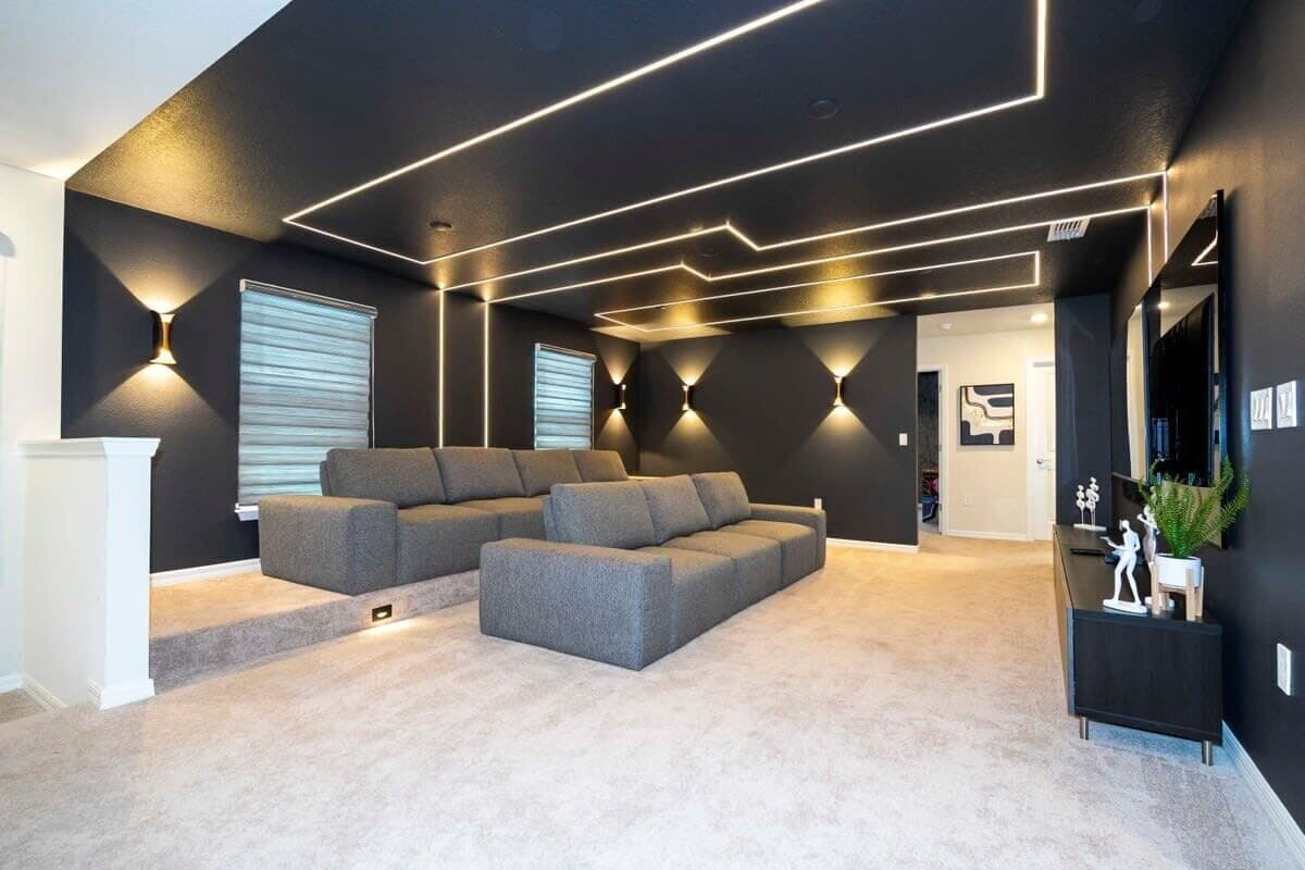 Windsor Island #4458 - Image 4