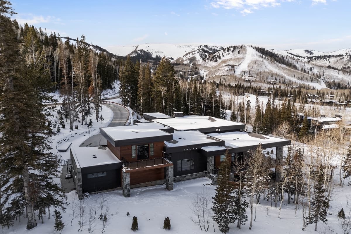 Quicksilver Haus - Image 73