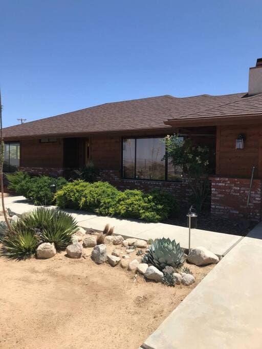 Joshua Tree Vista - Image 31