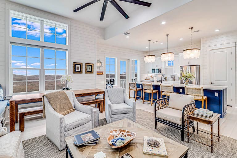 Commodore’s Hideout - Image 4