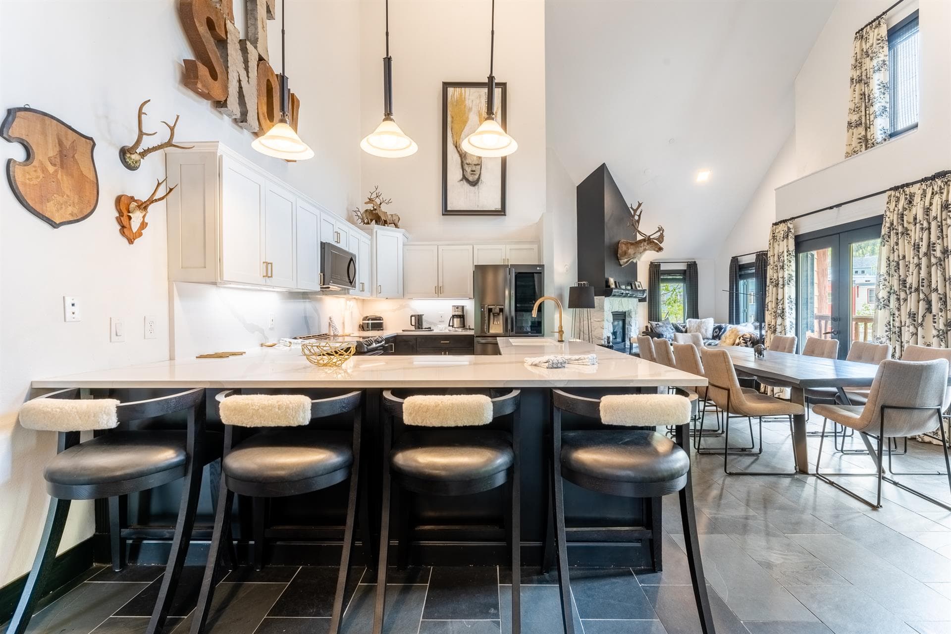 Arapahoe Residence - Image 2