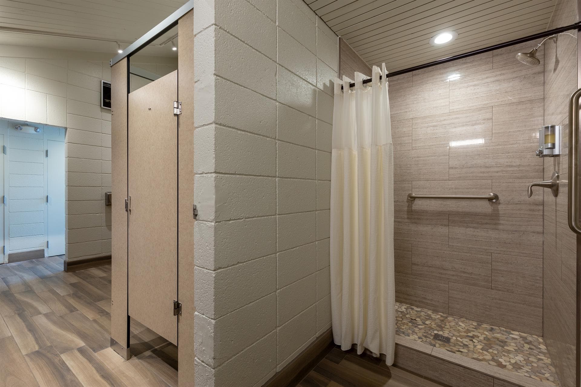 Peaceful Sanctuary - Image 35