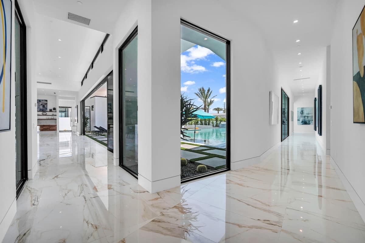 Bravo Villa #8 - Image 12