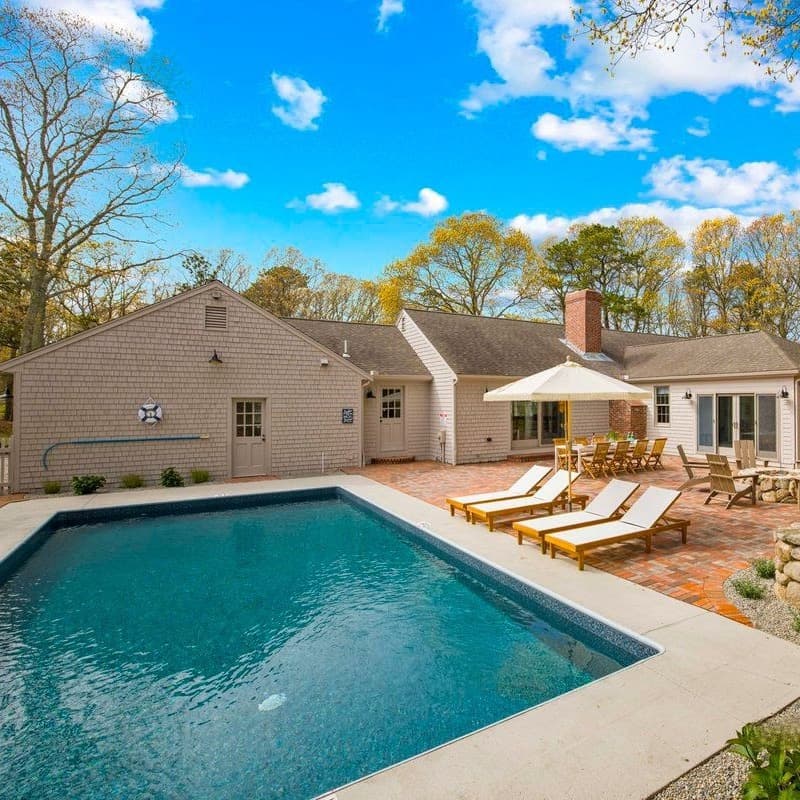 Cummaquid Retreat - Image 1