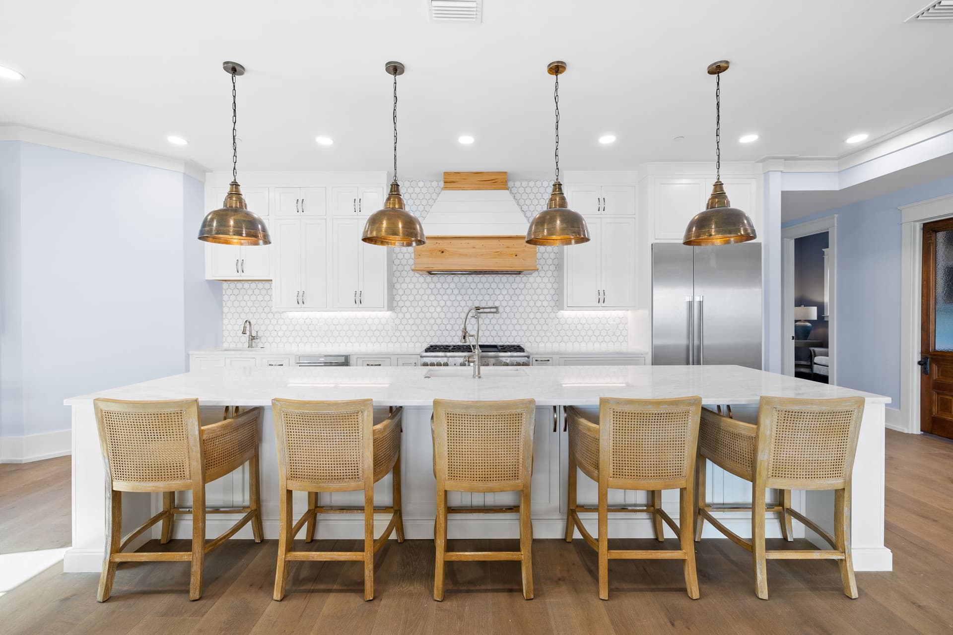 Emerald View - Image 11