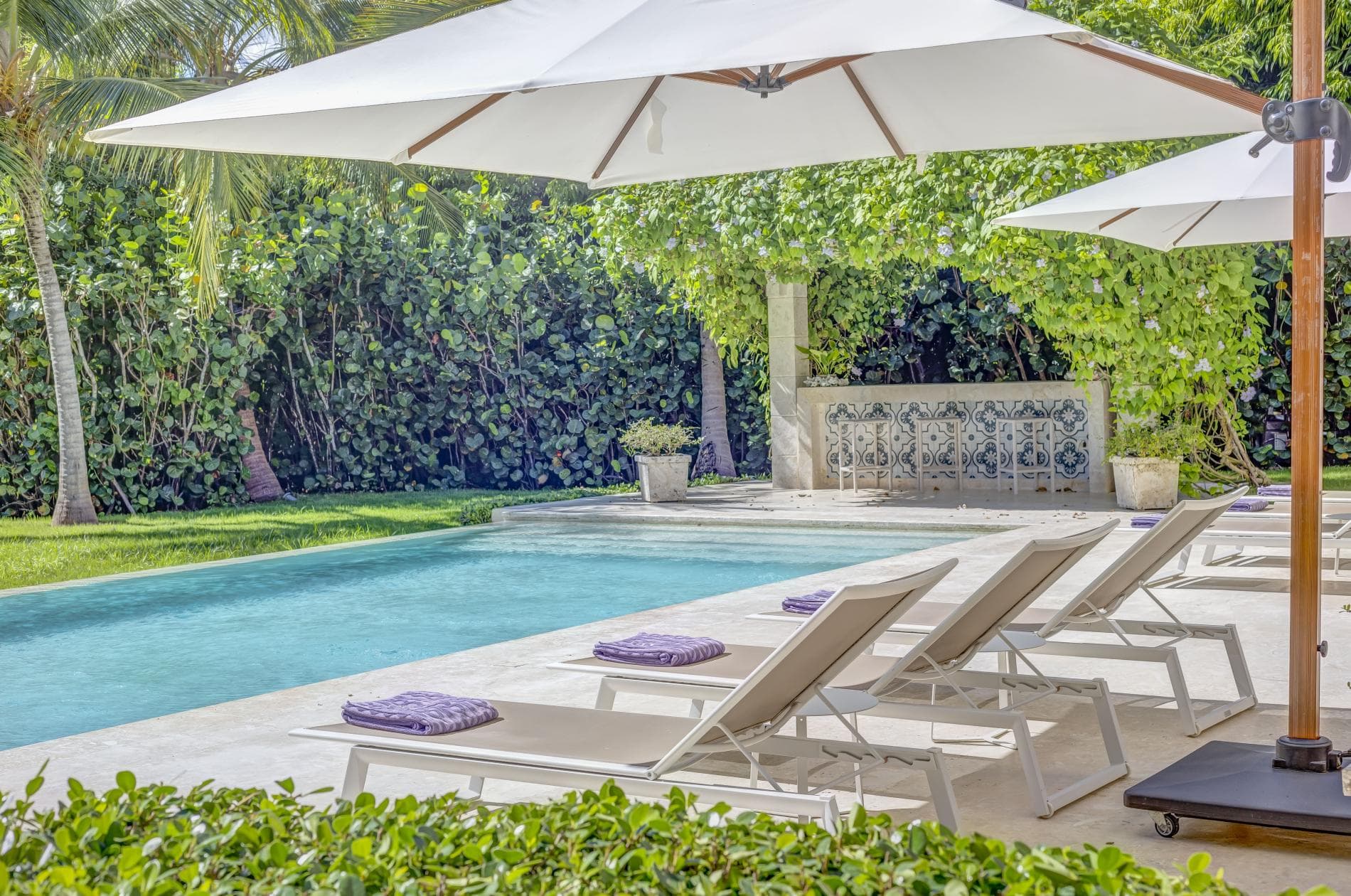 Hacienda B6 - Image 3