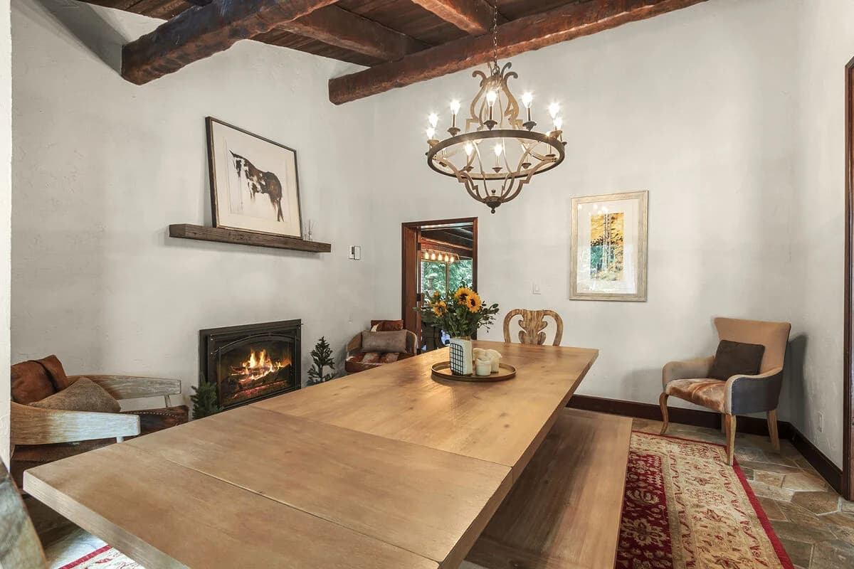 Creekside Chateau - Image 12