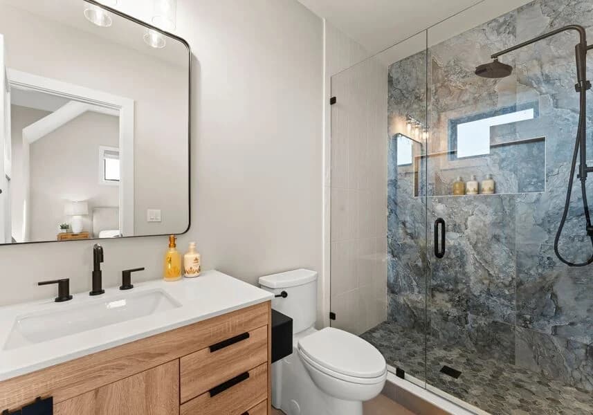 Circle Hollow - Image 28