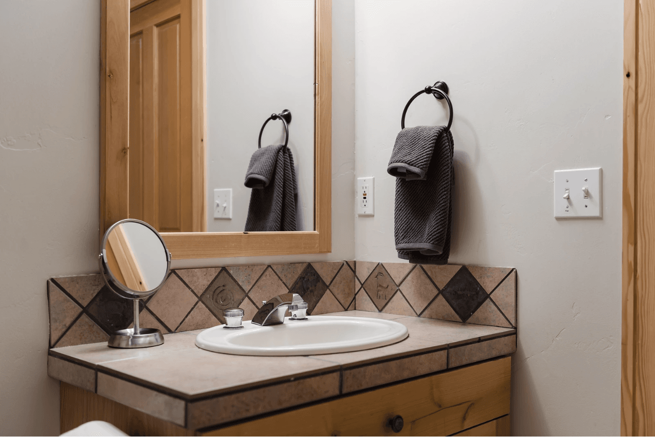 Conifer Nest - Image 21