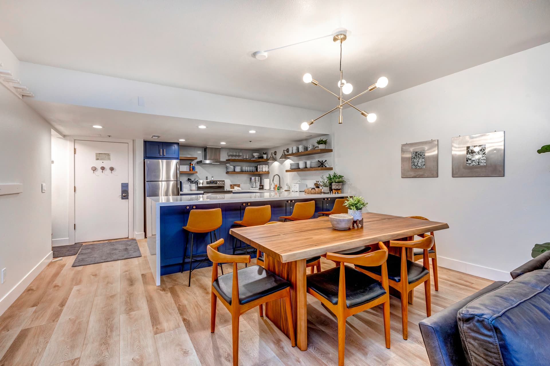 Park Station Luxury Retreat Home - Image 5