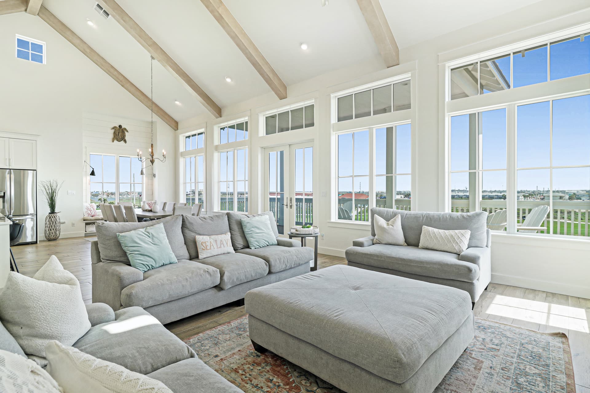 Pelican's Perch - Image 2