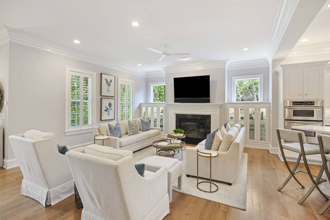 Curlew Court - Image 2