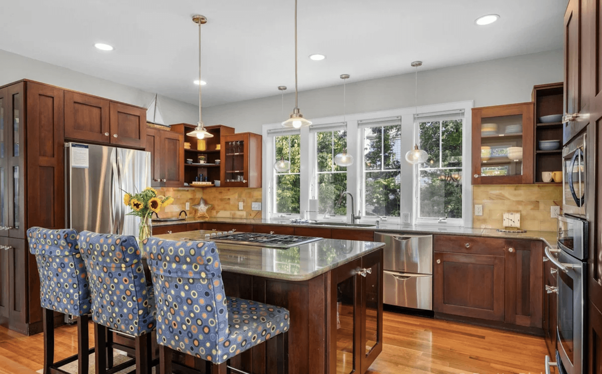 Bay Break - Image 12