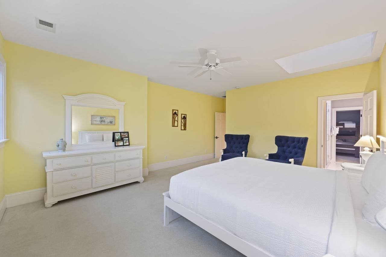 Otter Island Getaway - Image 19