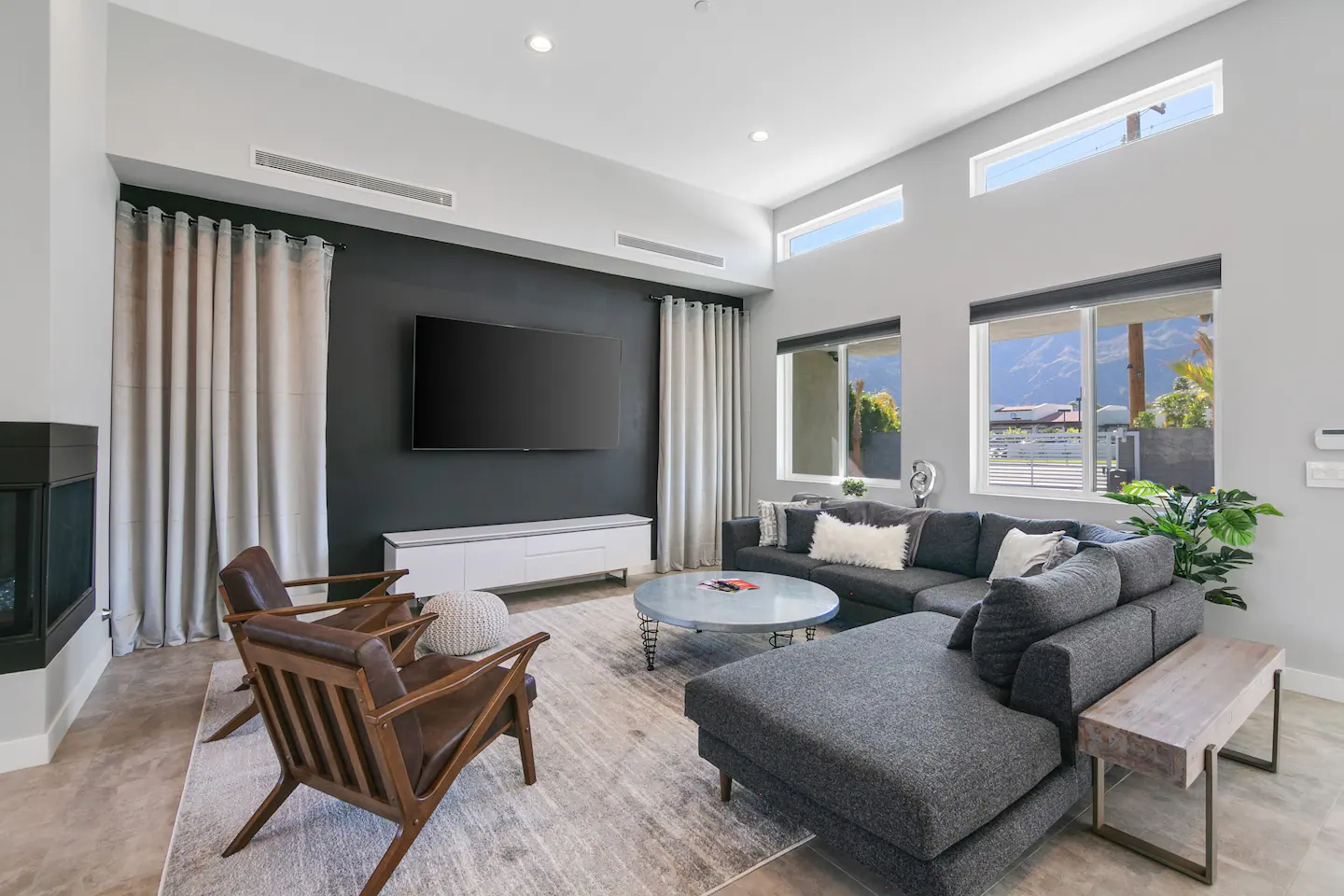 Opulent Haven - Image 5