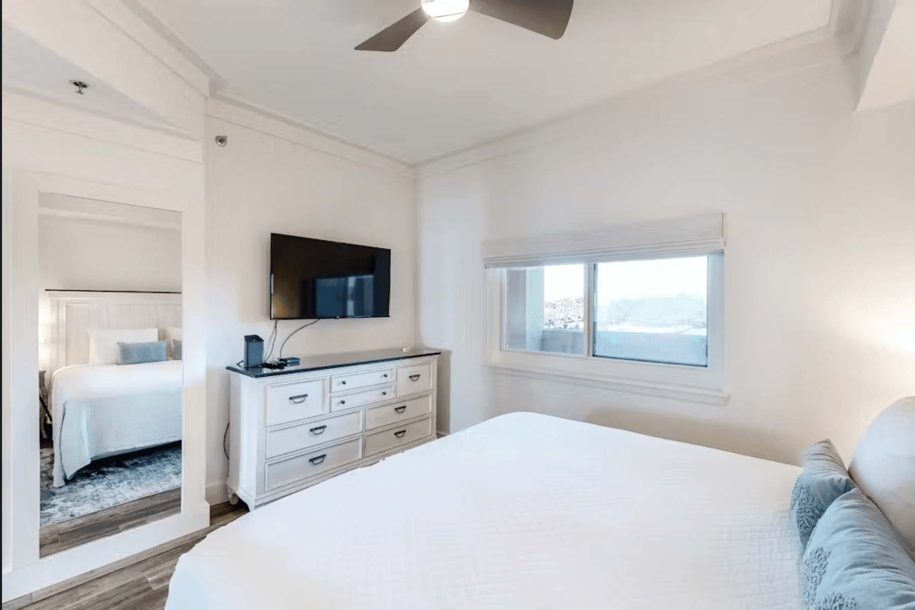 TOPS'L Beach Manor #510 - Image 16