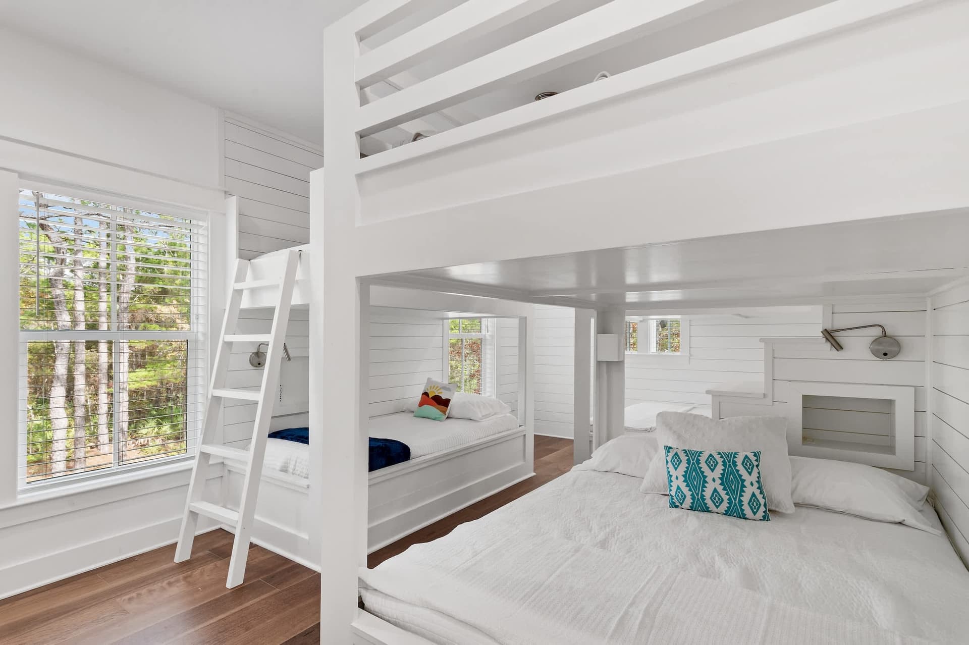 Caspian Blue Cottage - Image 38