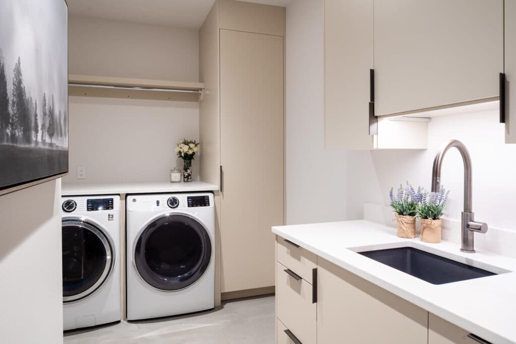 Jack Cabin - Image 29