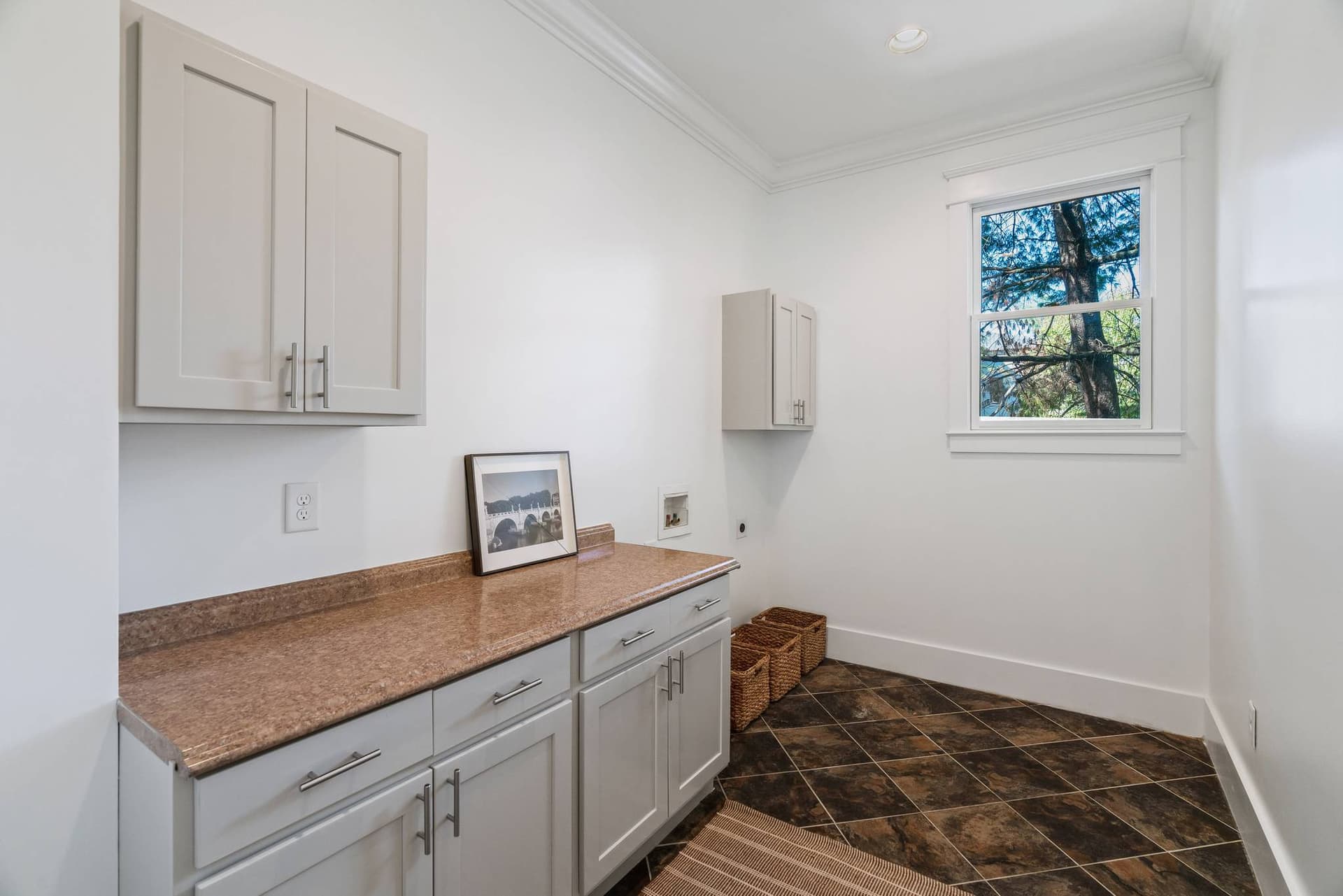 Nashville Lombardy - Image 24