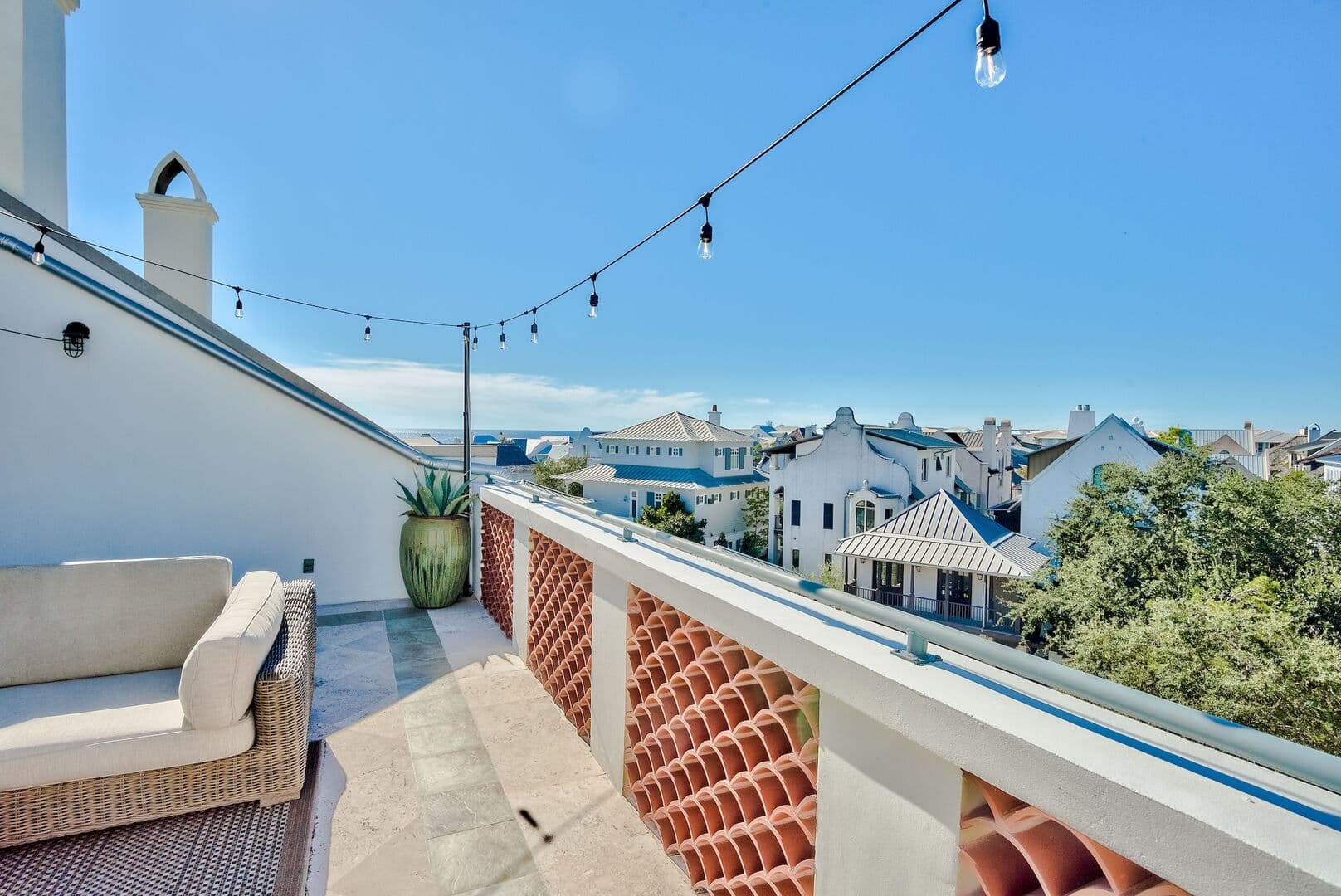 Main Street Penthouse - Image 10