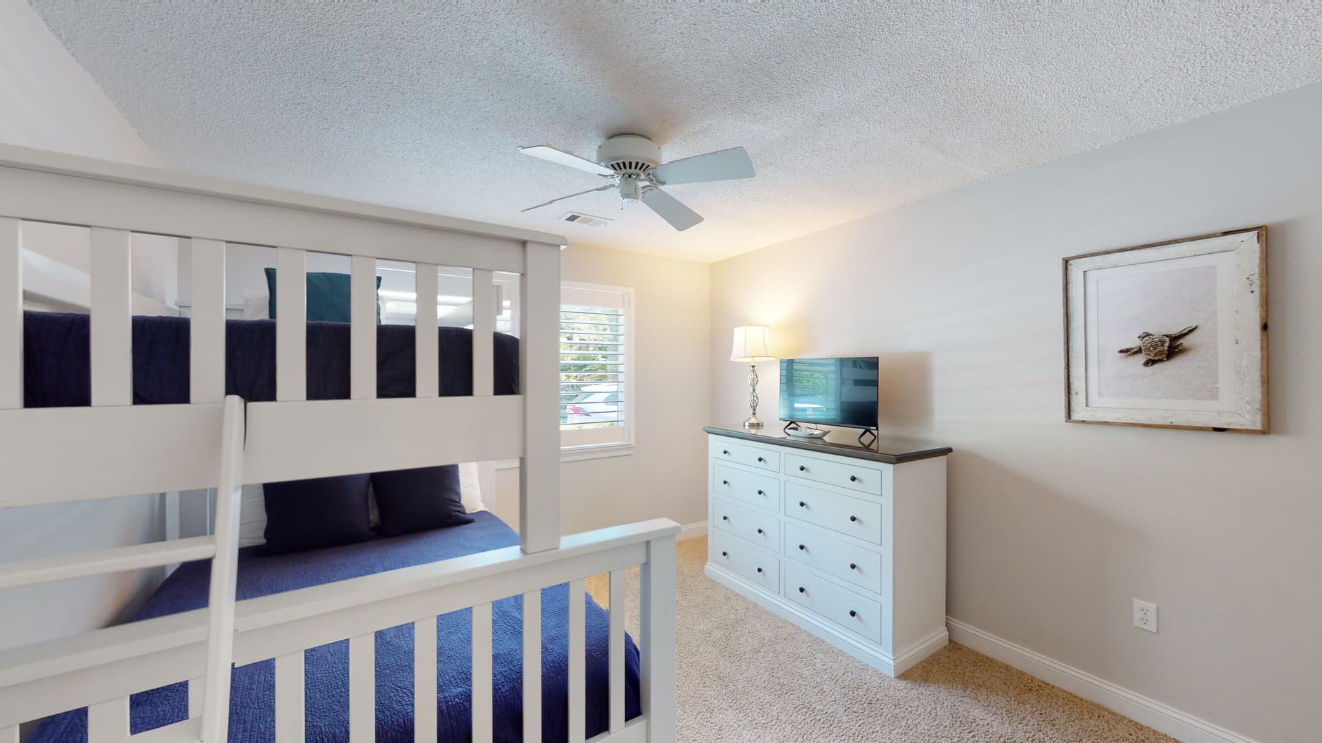 Lookout Home - Image 22