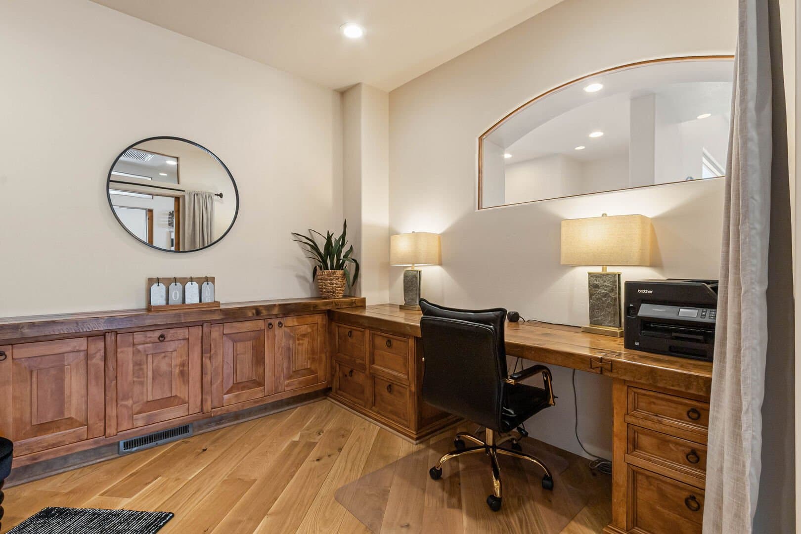 West Chateau - Image 54