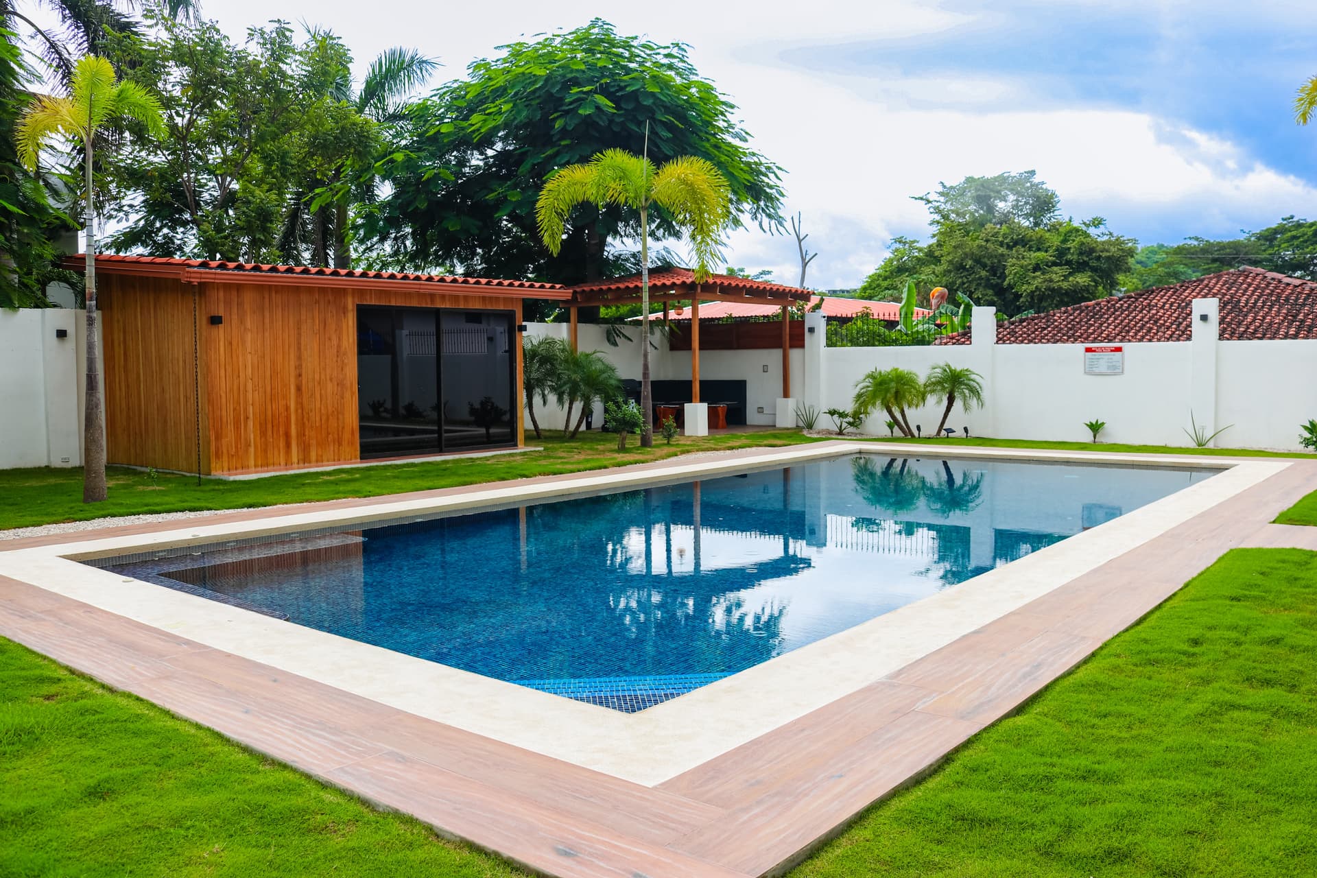 Coral Home 1 - Image 23