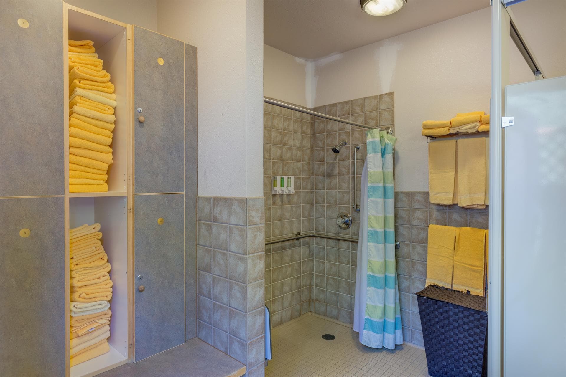 Treetop Haven Retreat - Image 24