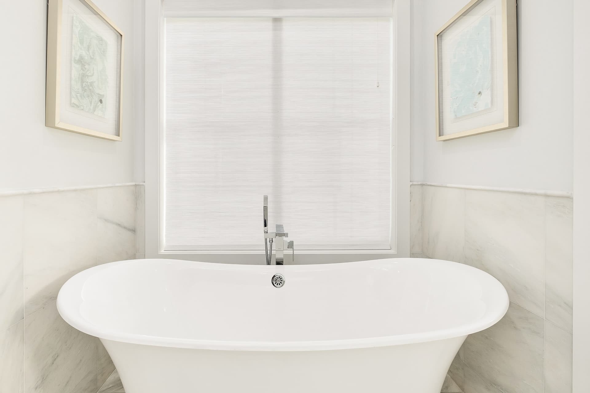 Oasis at Park Row Manor - Image 14