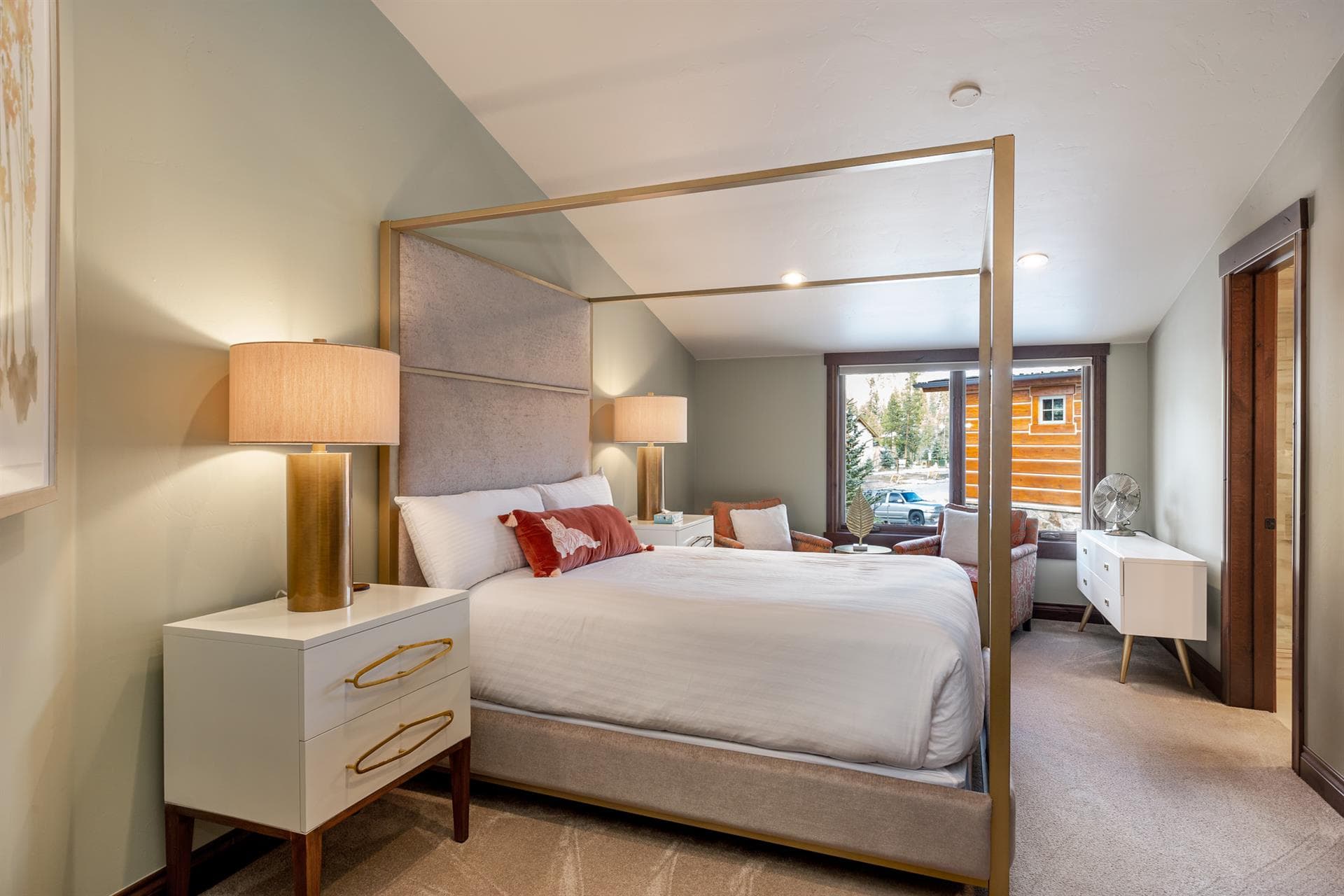 Independence House - Image 28