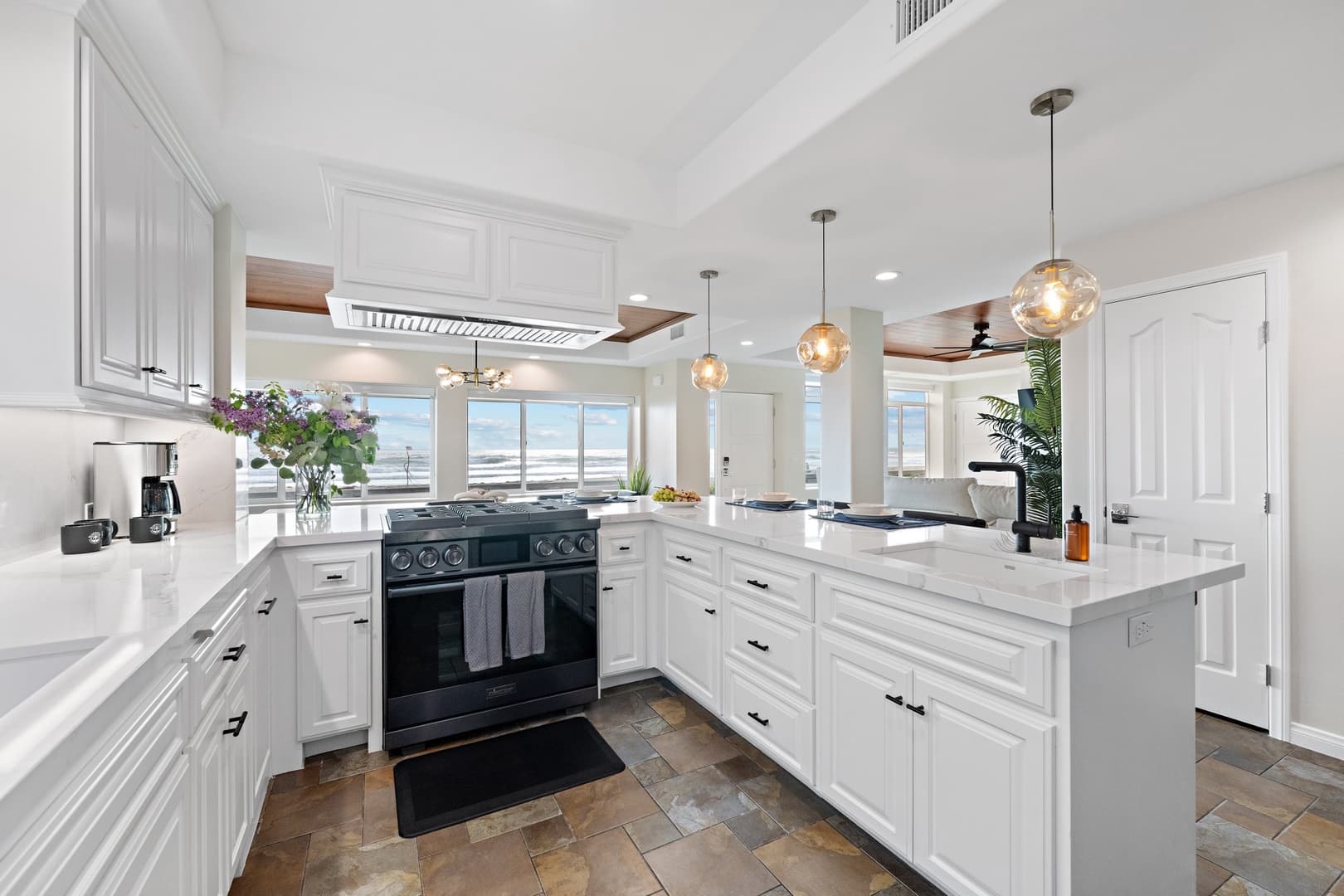 Pismo House - Image 15