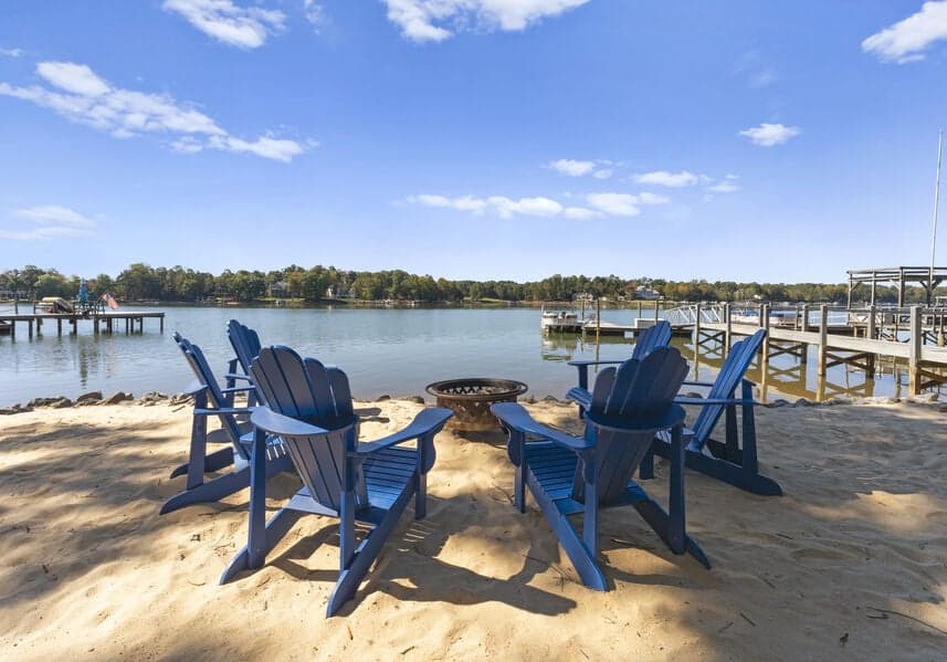 Sandy Shore - Image 38