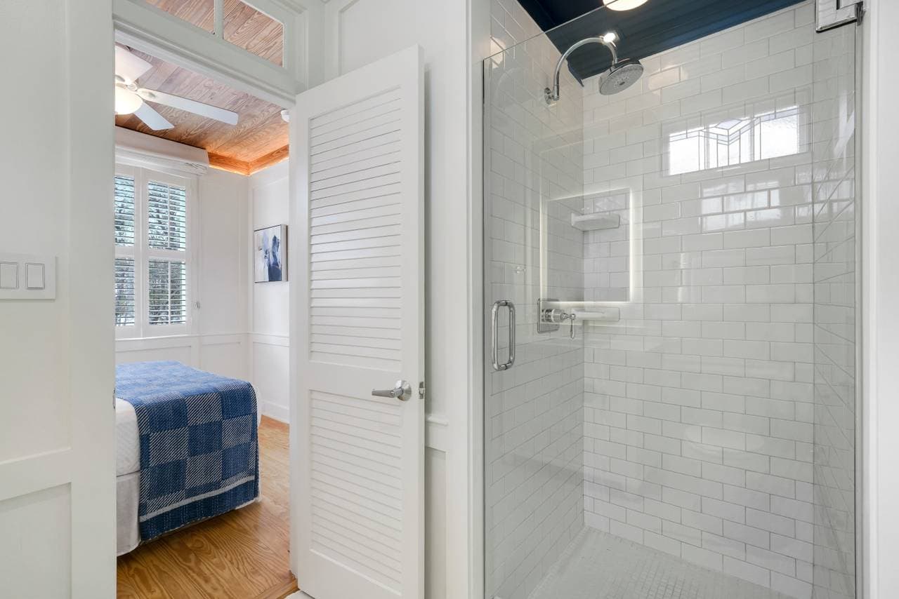 Little Lodge - Image 19