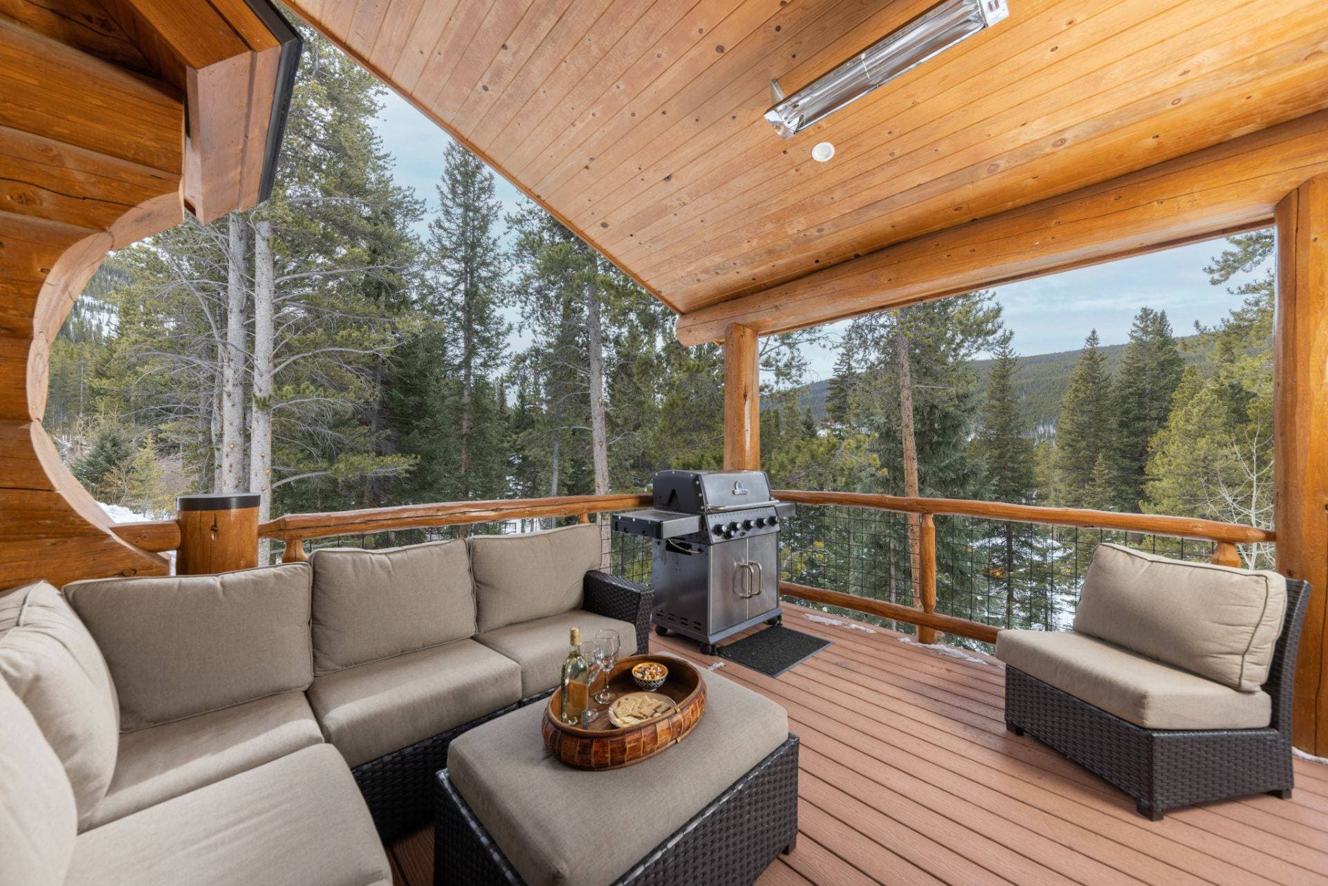 Pine Ridge Cabin - Image 39